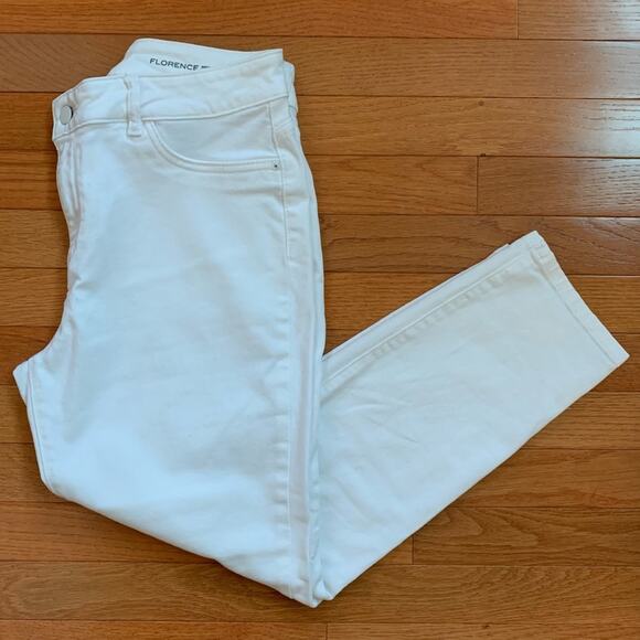 DL1961 Florence Instasculpt Cropped jeans in white, size 32 - Picture 2 of 10